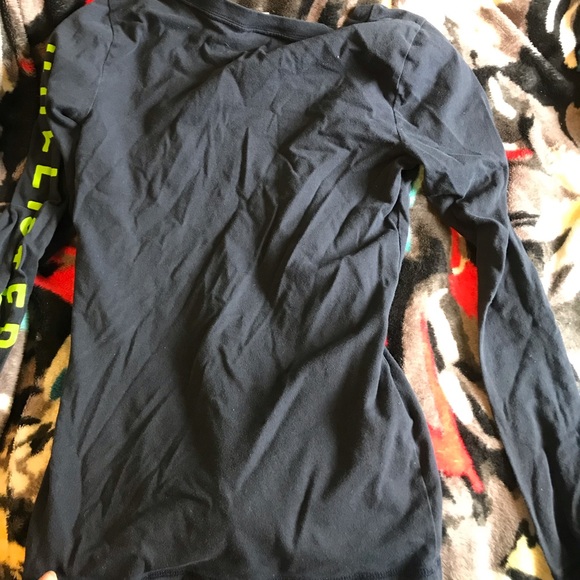 Hollister long sleeve V neck - Picture 4 of 5